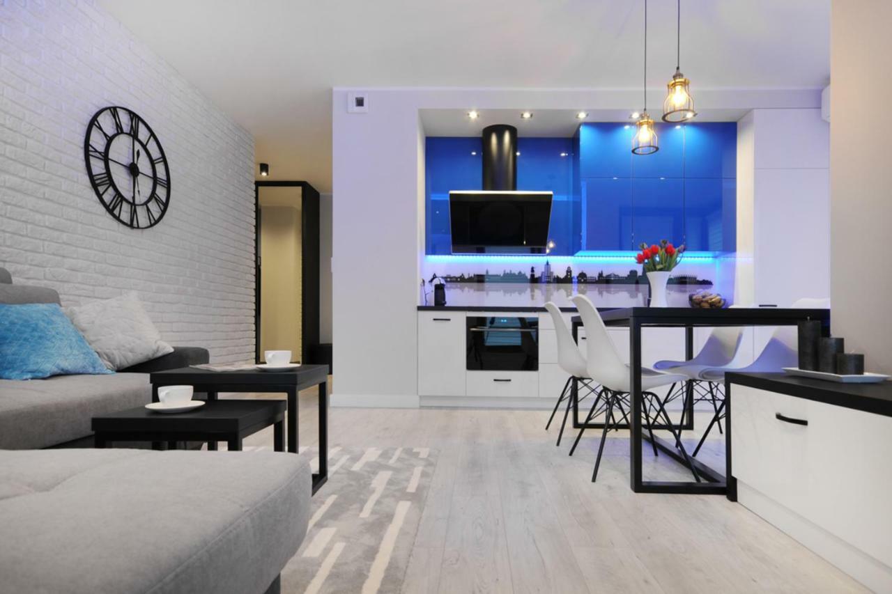 Bulwary Wislane P&O Serviced Apartments With Ac Warszawa Eksteriør billede