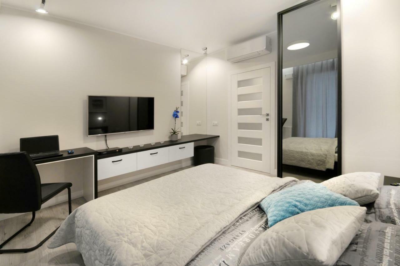 Bulwary Wislane P&O Serviced Apartments With Ac Warszawa Eksteriør billede